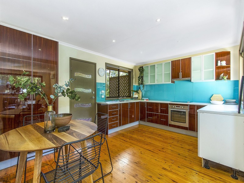 37 Barree Avenue, Narara NSW 2250