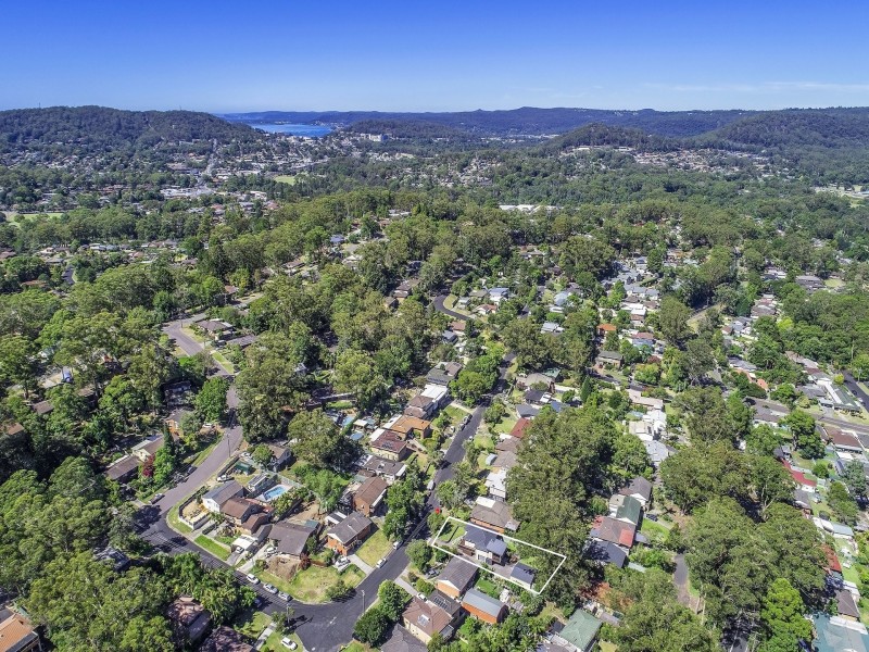 37 Barree Avenue, Narara NSW 2250