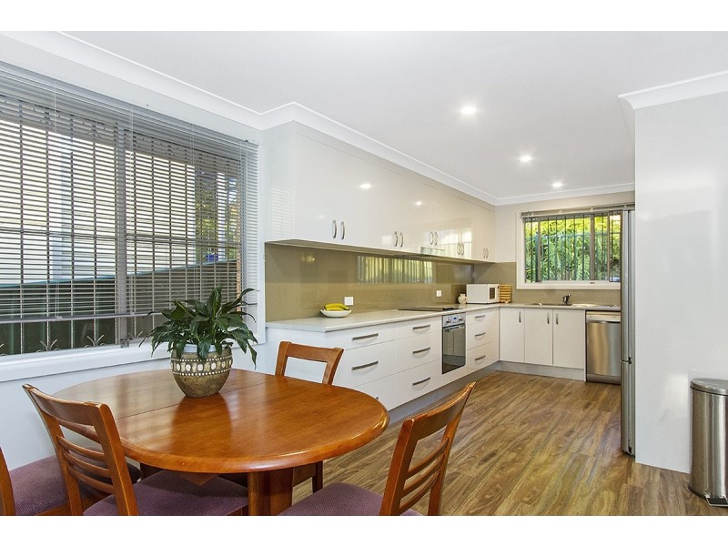 17 Day Street, Wyoming NSW 2250