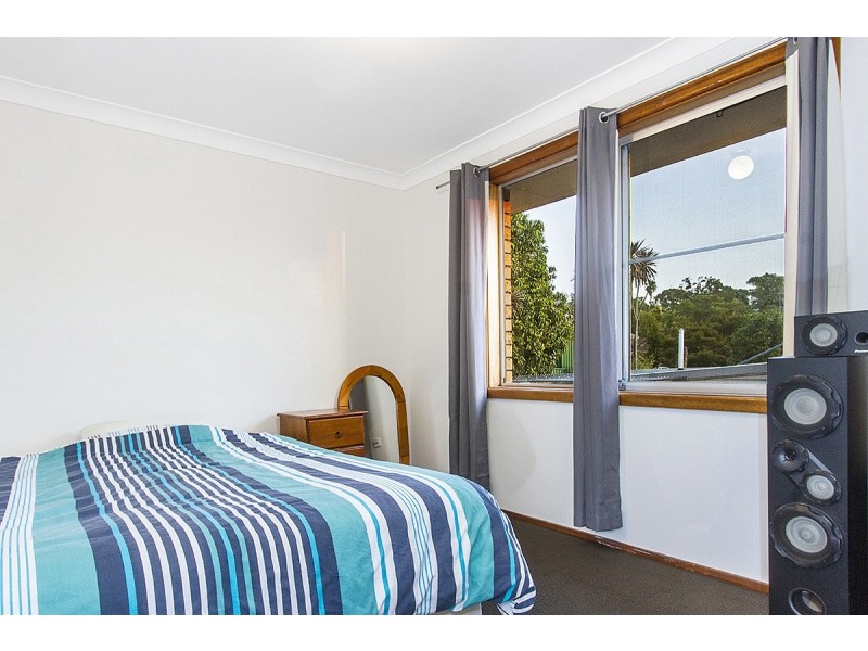 17 Day Street, Wyoming NSW 2250