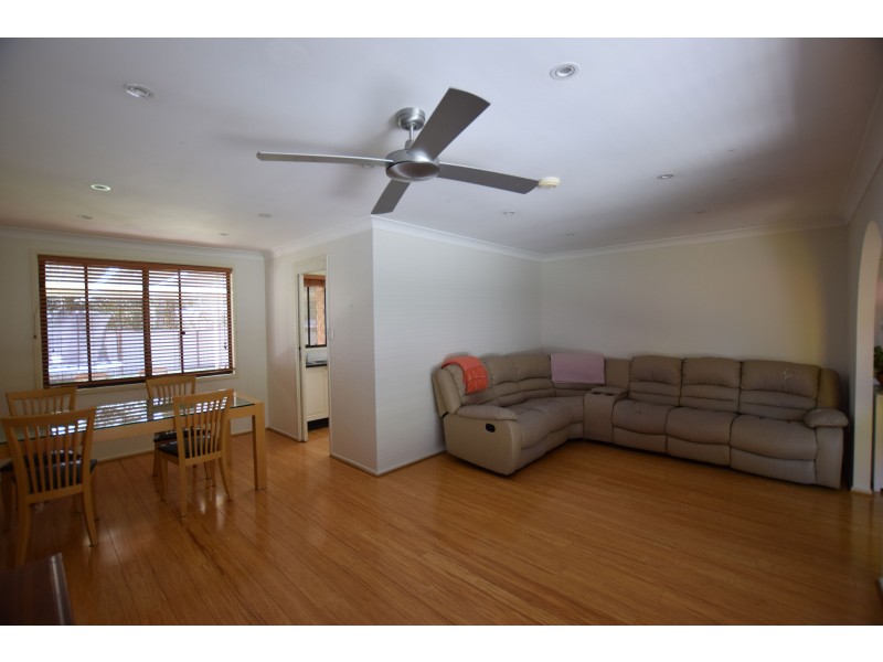 57 Perratt Close, Lisarow NSW 2250