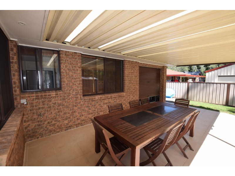 57 Perratt Close, Lisarow NSW 2250