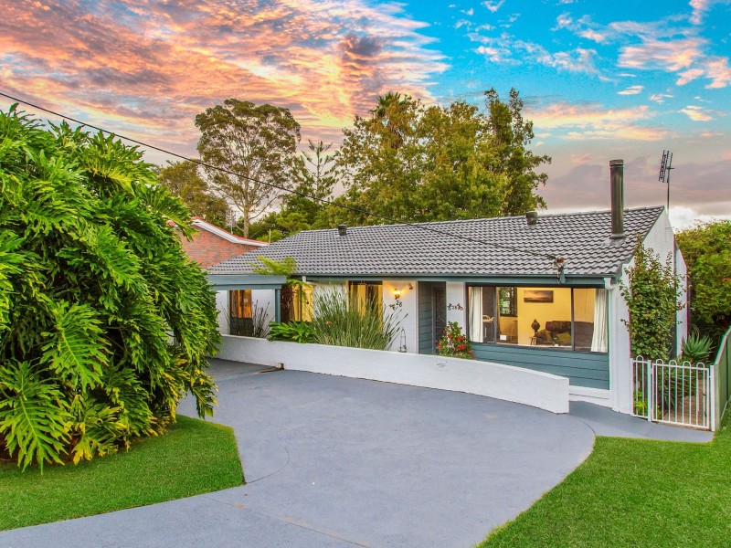 28 Beaumont Avenue, Wyoming NSW 2250