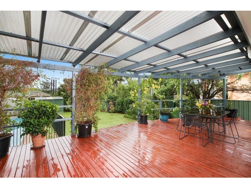 28 Beaumont Avenue, Wyoming NSW 2250