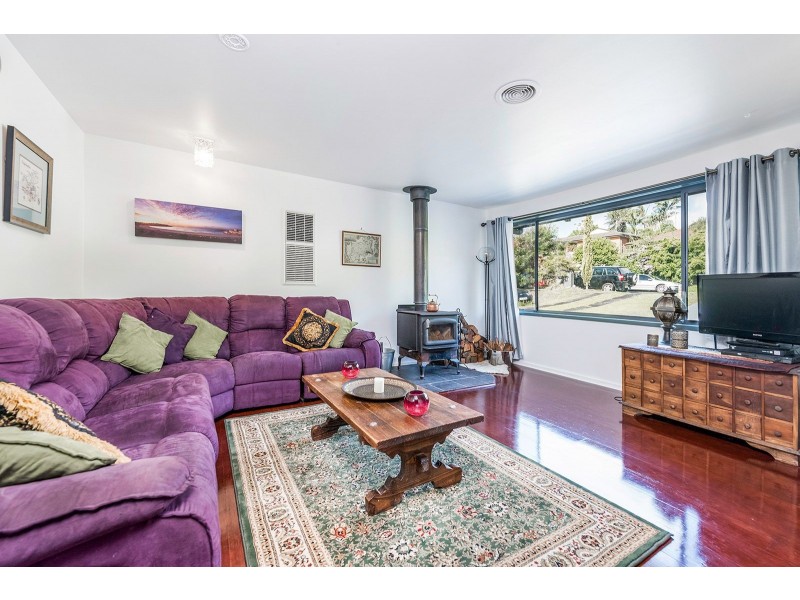 28 Beaumont Avenue, Wyoming NSW 2250