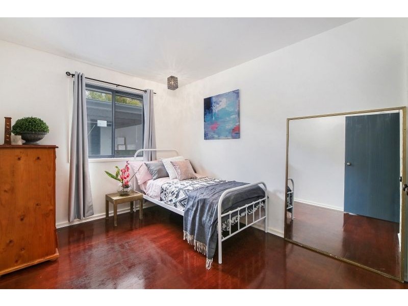 28 Beaumont Avenue, Wyoming NSW 2250