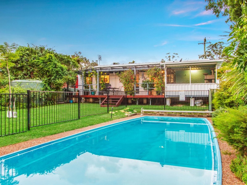 28 Beaumont Avenue, Wyoming NSW 2250