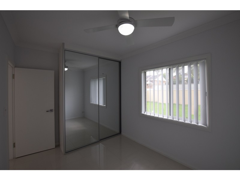 18 Ronald Avenue, Wyoming NSW 2250