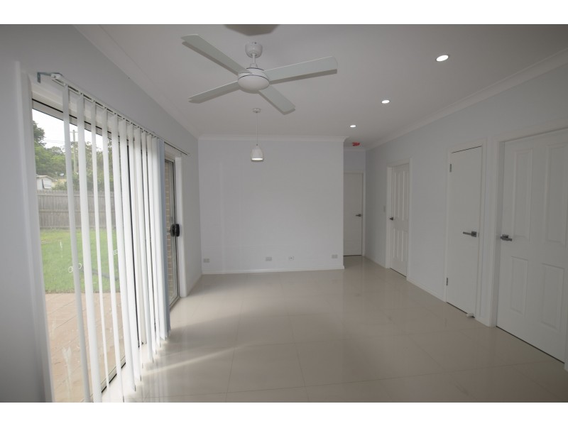 18 Ronald Avenue, Wyoming NSW 2250