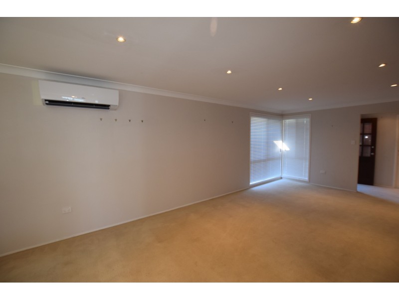 55 Hanlan Street South, Narara NSW 2250