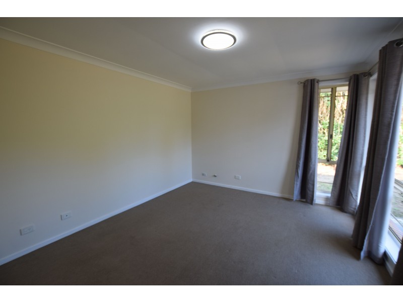 2/2 Pankhurst Place, Kariong NSW 2250