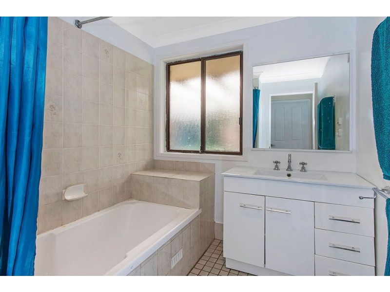 4 Courallie Road, Narara NSW 2250