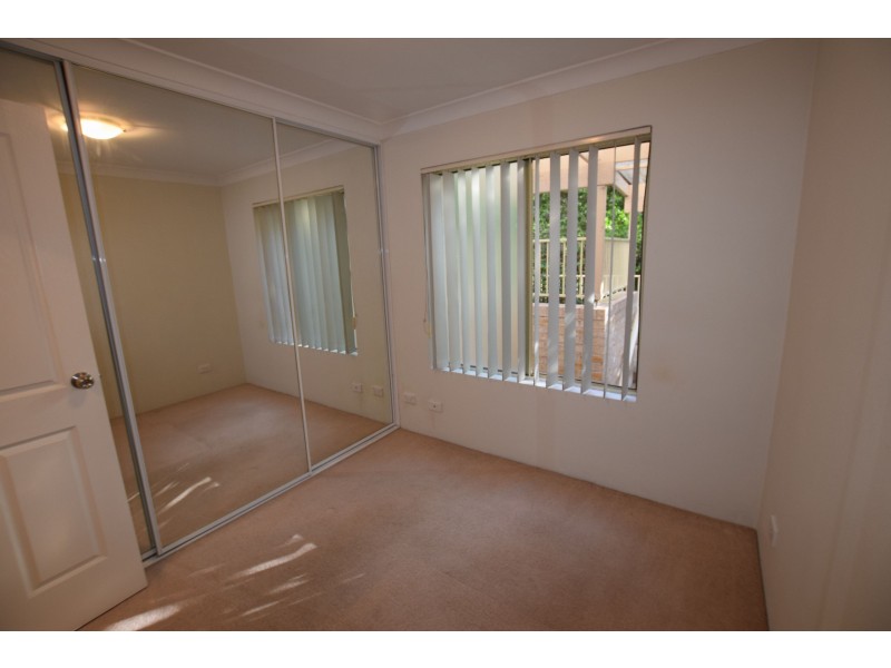 18/35 Central Coast Highway, West Gosford NSW 2250
