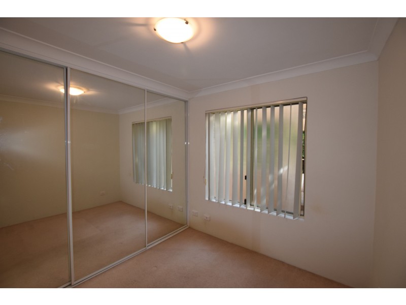 18/35 Central Coast Highway, West Gosford NSW 2250