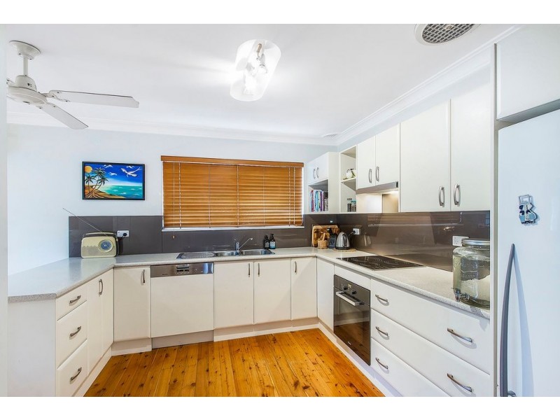 4 Macarthur Parade, Woy Woy NSW 2256