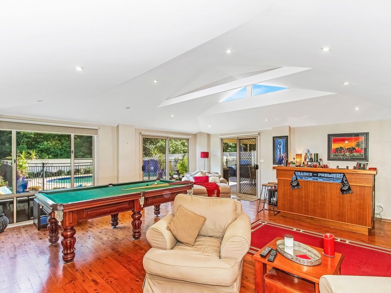 11 Woodbine Close, Lisarow NSW 2250