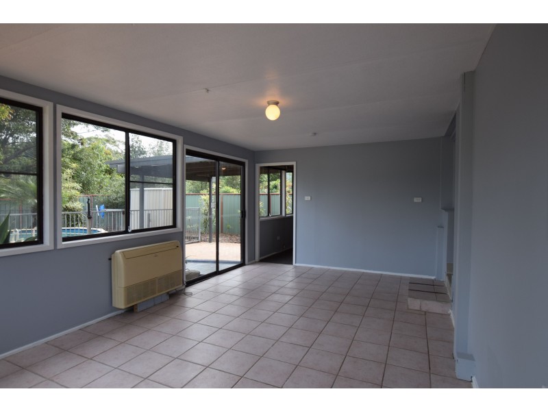 3 Woorin Close, Narara NSW 2250