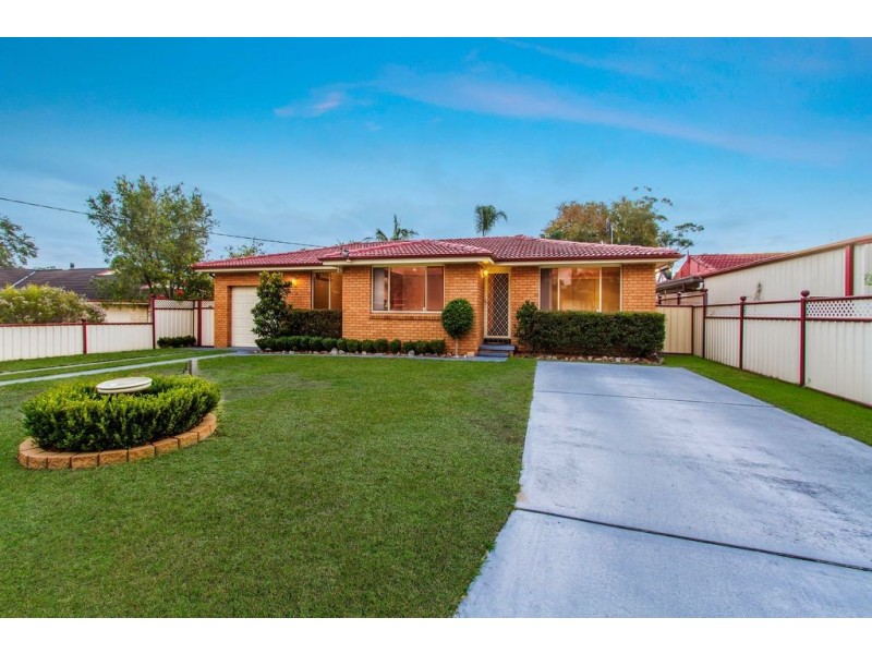 41 Halcyon Street, Wyoming NSW 2250