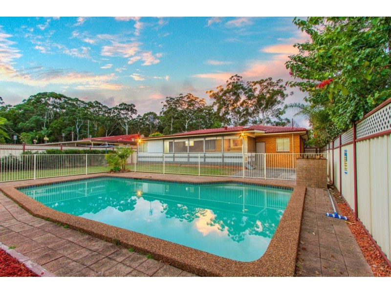 41 Halcyon Street, Wyoming NSW 2250