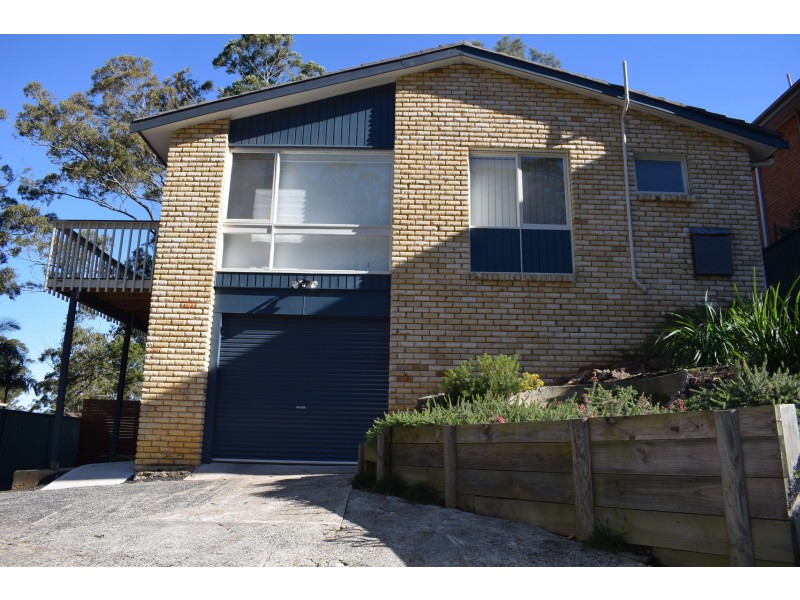10 Larbonya Avenue, Wyoming NSW 2250