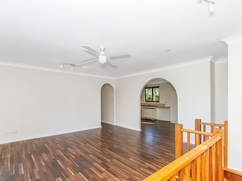 112 Berrys Head Road, Wyoming NSW 2250