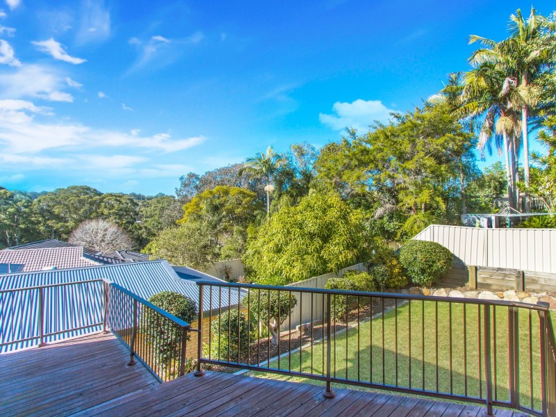 6 Crawford Crescent, Wyoming NSW 2250