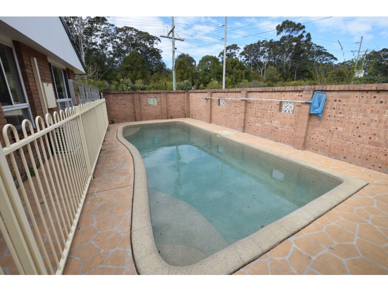 27 Koninderie  Parade, Narara NSW 2250