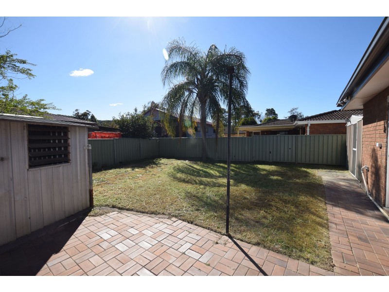 27 Koninderie  Parade, Narara NSW 2250