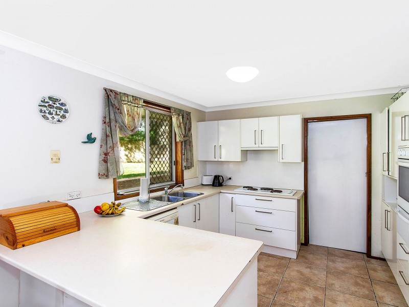 7 Coulter Road, Wyoming NSW 2250