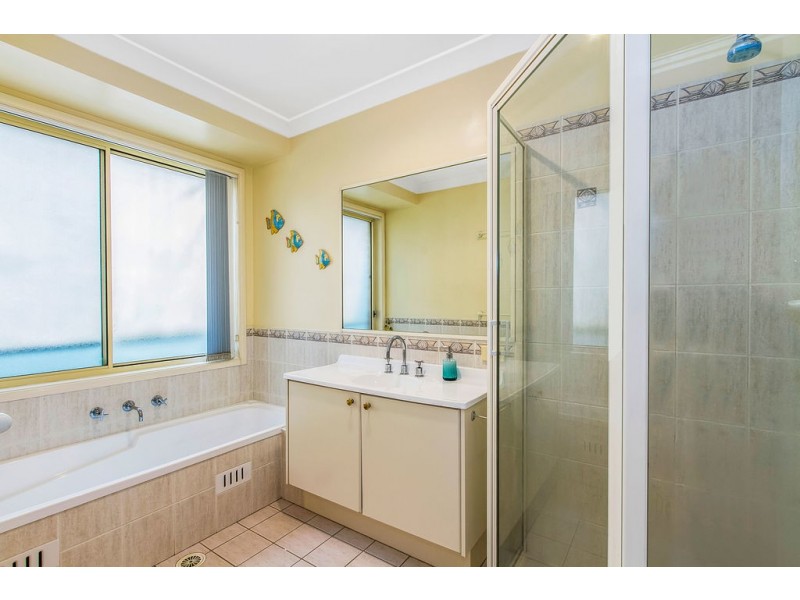 10 Knight Close, Ourimbah NSW 2258