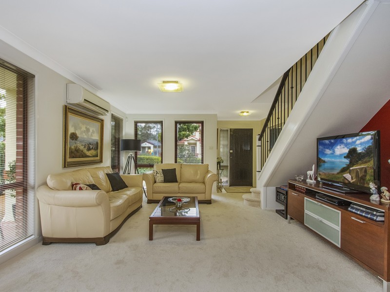 17 Worrell Circuit, Wyoming NSW 2250