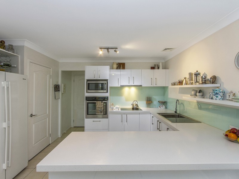 17 Worrell Circuit, Wyoming NSW 2250