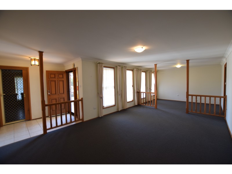 16 James Sea Drive, Green Point NSW 2251