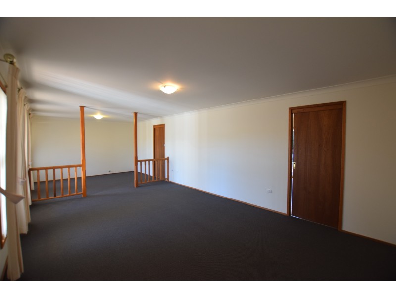 16 James Sea Drive, Green Point NSW 2251