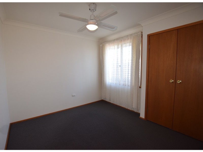 16 James Sea Drive, Green Point NSW 2251