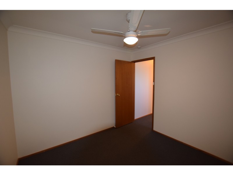 16 James Sea Drive, Green Point NSW 2251