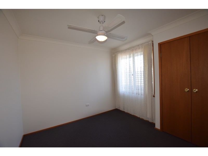 16 James Sea Drive, Green Point NSW 2251