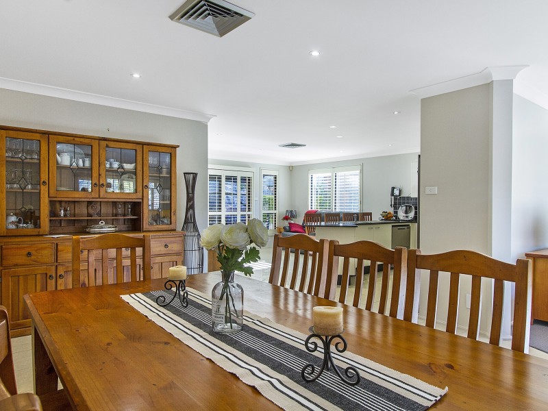 38 The Valley Way, Lisarow NSW 2250