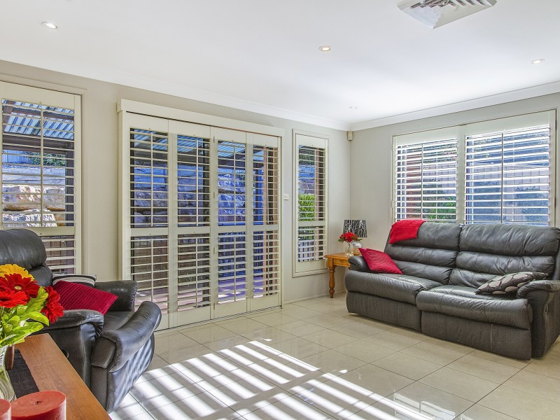 38 The Valley Way, Lisarow NSW 2250