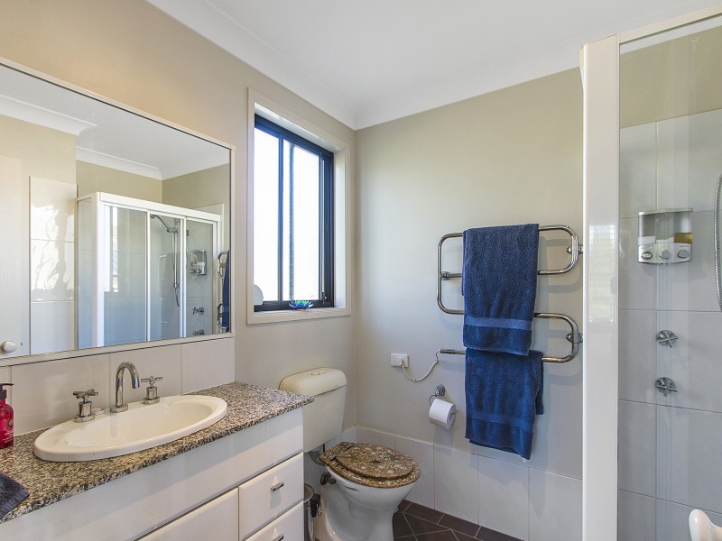 38 The Valley Way, Lisarow NSW 2250