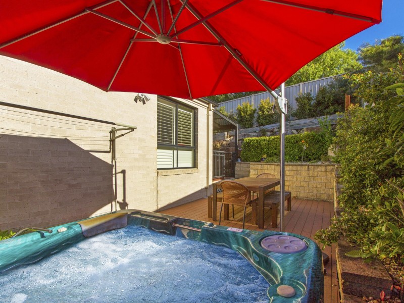 38 The Valley Way, Lisarow NSW 2250