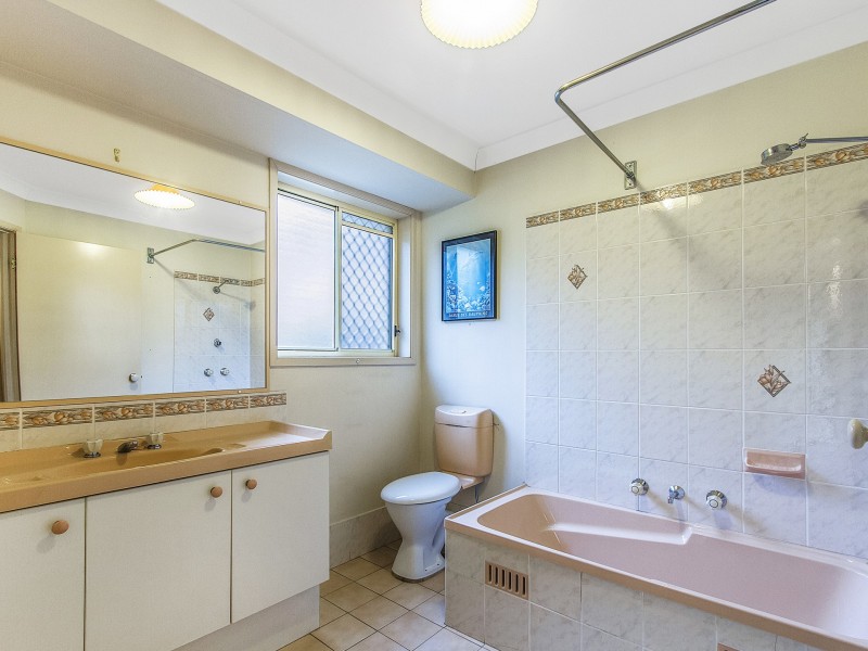 15 Wesley Street, Narara NSW 2250