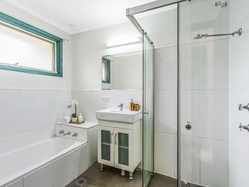 70 Maidens Brush Road, Wyoming NSW 2250