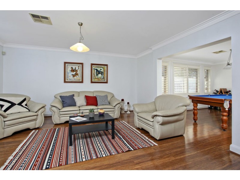 4 Iwan Place, Beaumont Hills NSW 2155