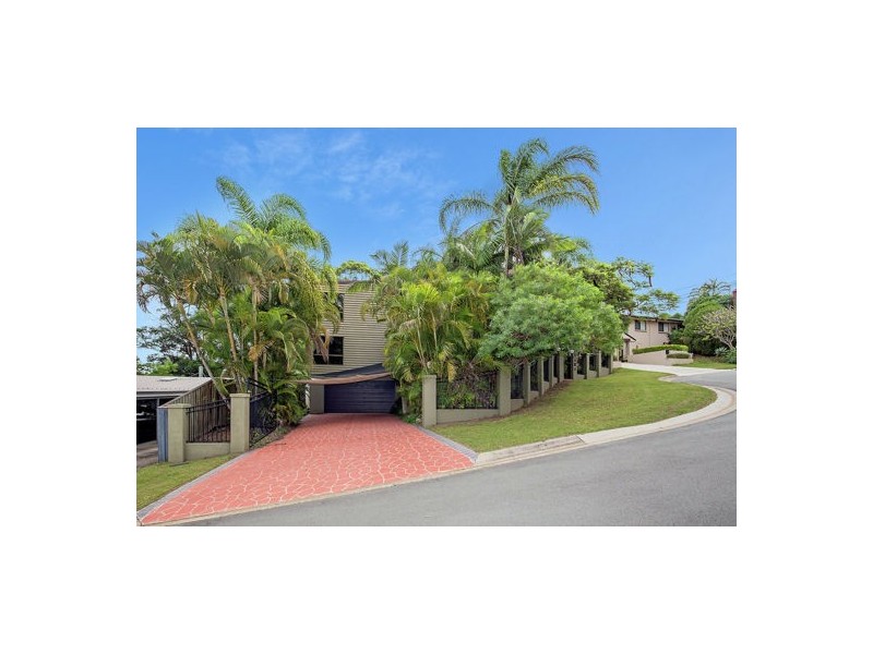 8 Wilpena Court, Springwood QLD 4127