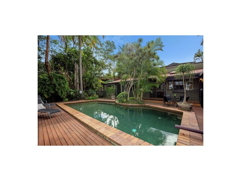8 Wilpena Court, Springwood QLD 4127