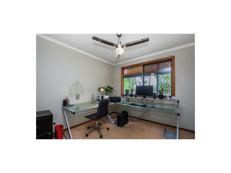 8 Wilpena Court, Springwood QLD 4127