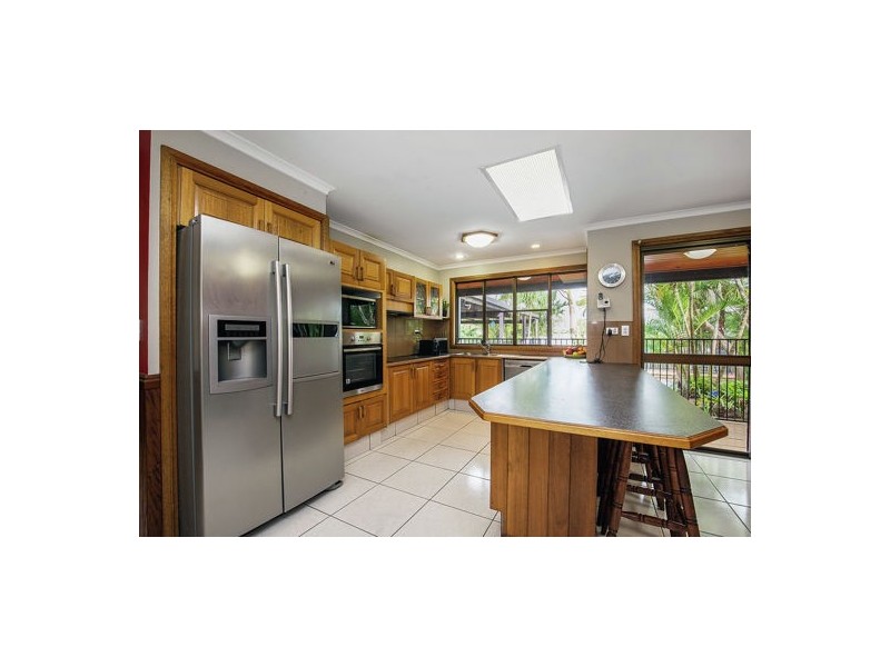 8 Wilpena Court, Springwood QLD 4127