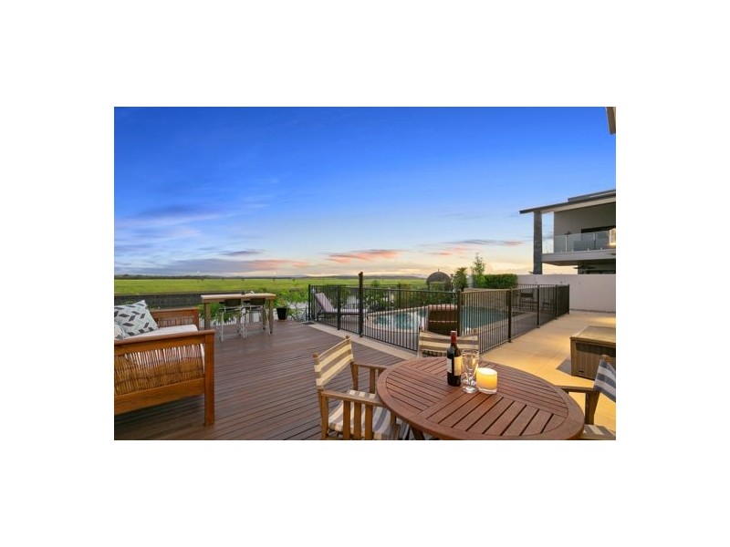 35 Windward Place, Jacobs Well QLD 4208
