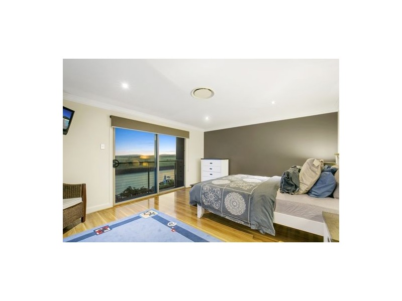 35 Windward Place, Jacobs Well QLD 4208